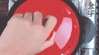 加香菇燉10分鐘后。