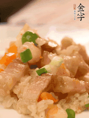 出鍋后撒點蔥花更香。